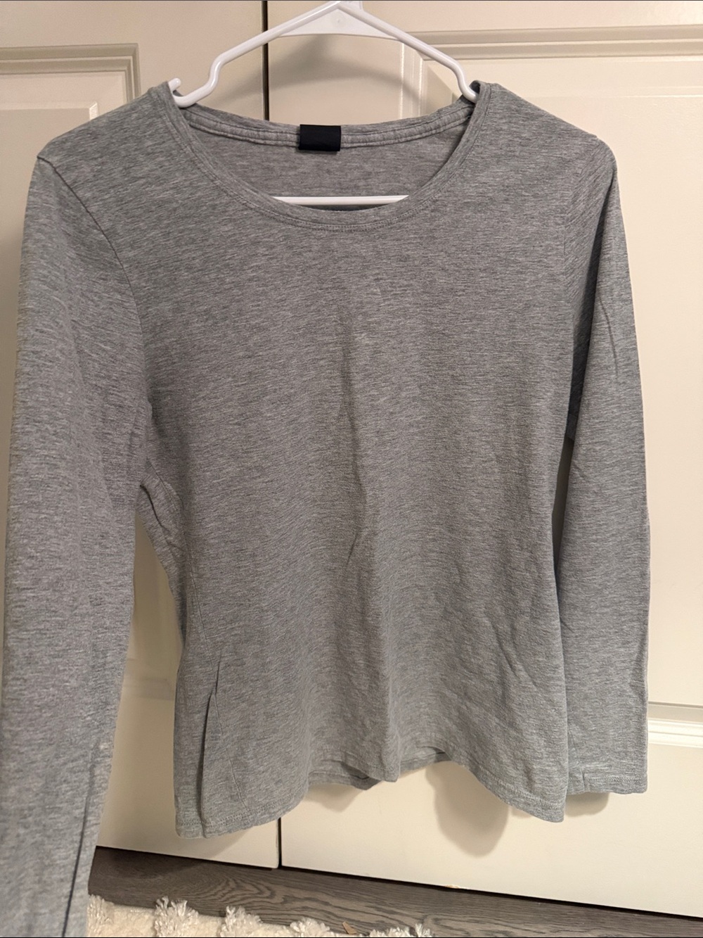 Hanes Gray Crewneck Long Sleeve Tee